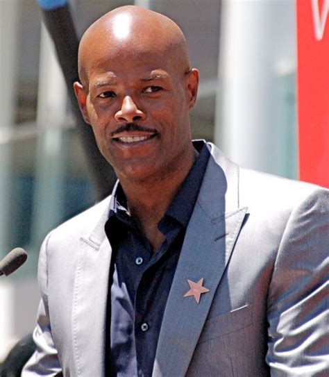 Keenen Ivory Wayans Shows Off His Genitals In